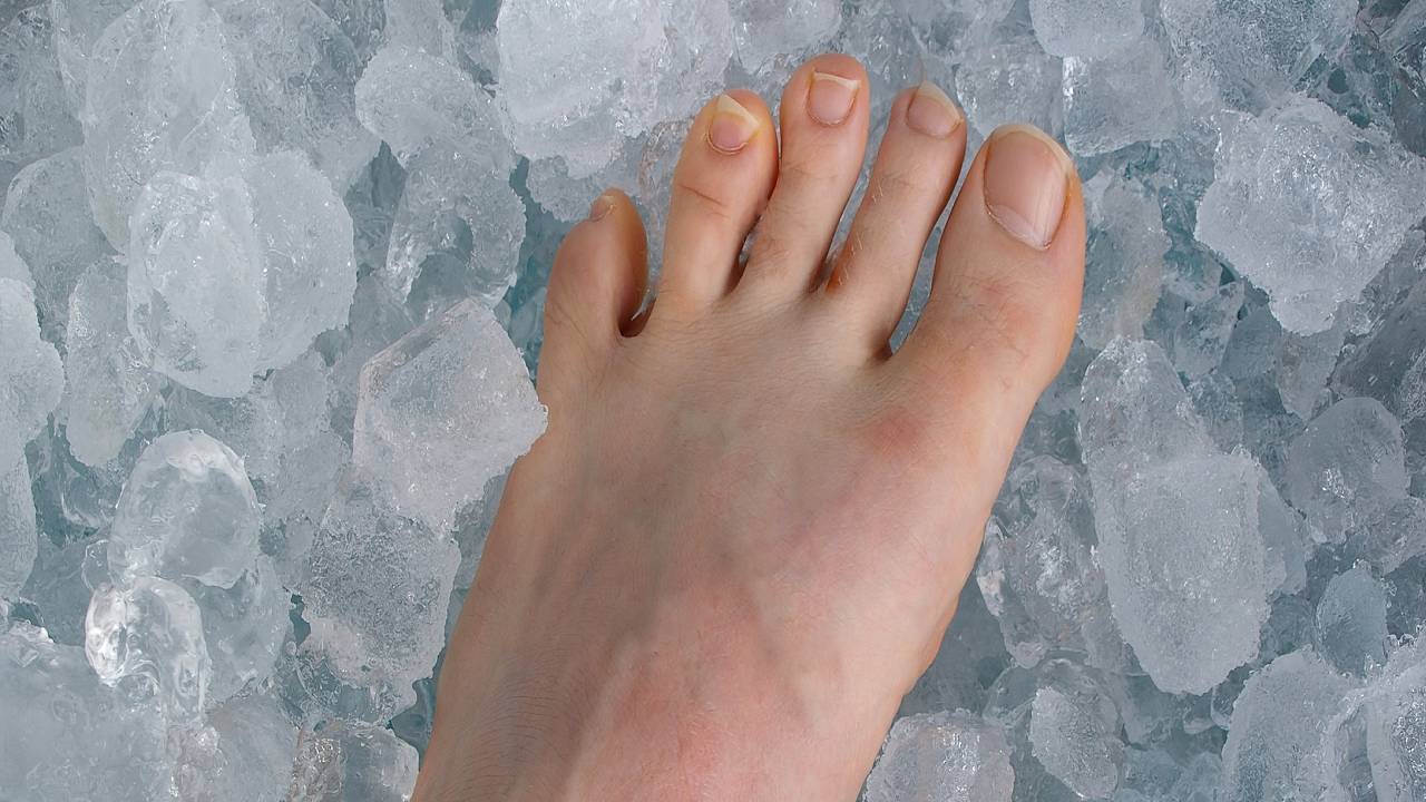 Foot with Ice | East Coast Podiatry