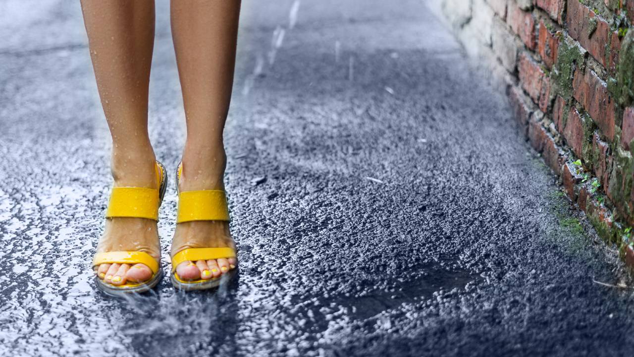 Treating Nail Fungus Caused by Singapore’s Wet Weather